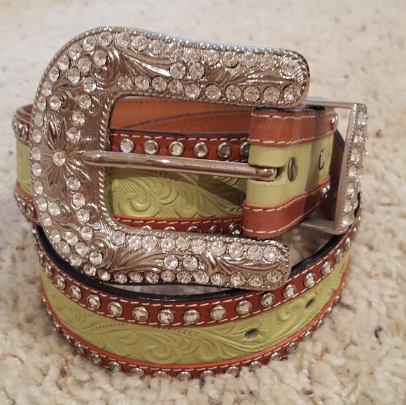 Belts - Picture 6 of 7